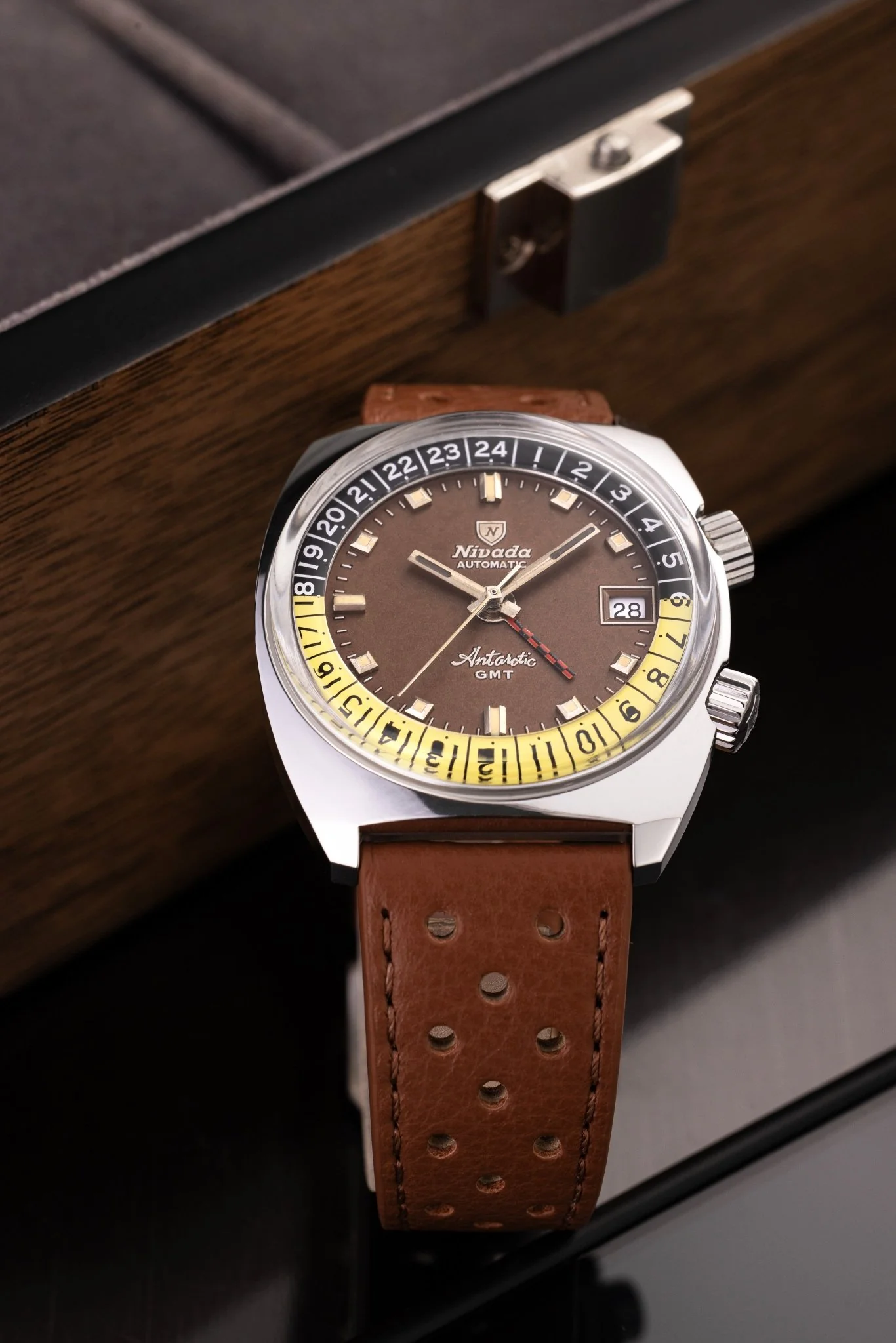 ANTARCTIC GMT - TROPICAL - Image 6
