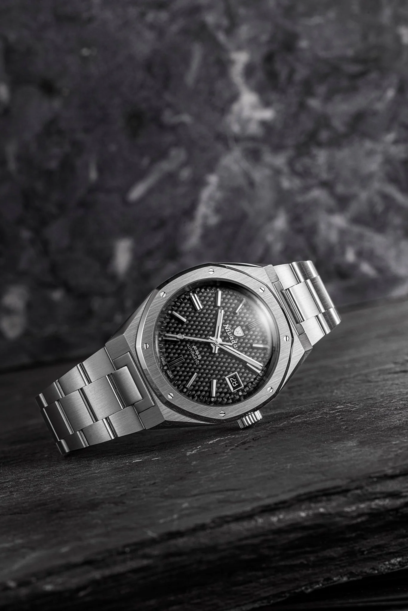 F77 SST BLACK WHITE LUME MK2 - 38MM - Image 11
