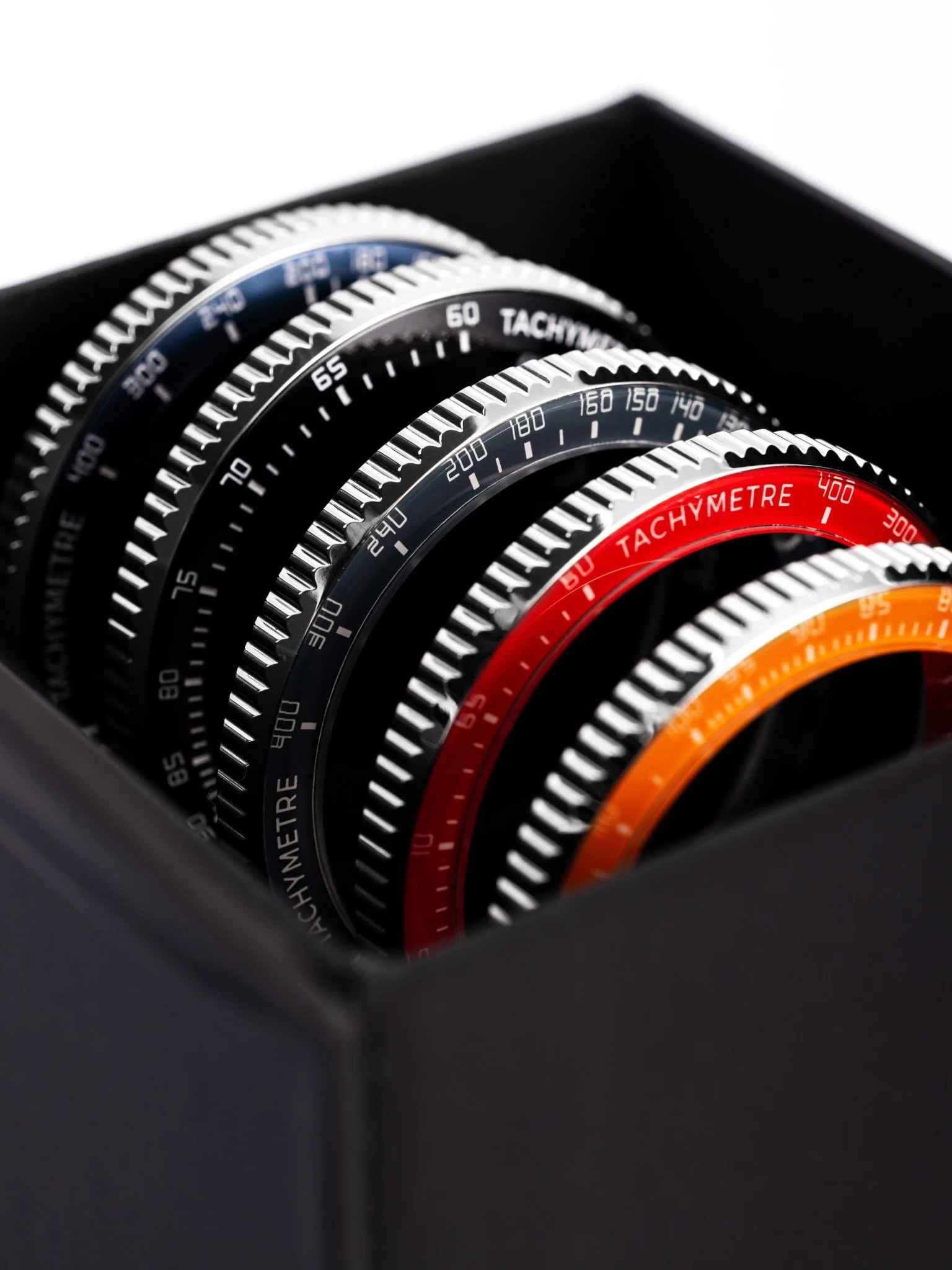 BEZELS SET CHRONOKING MECAQUARTZ- TACHYMETER